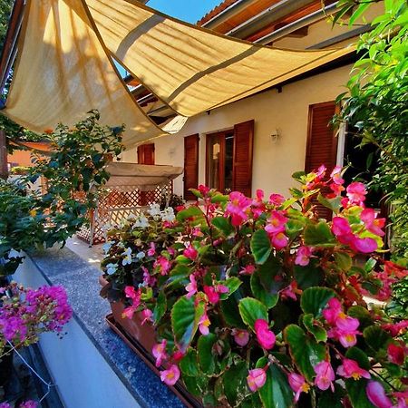 Beb I Portici Cernobbio Exterior foto