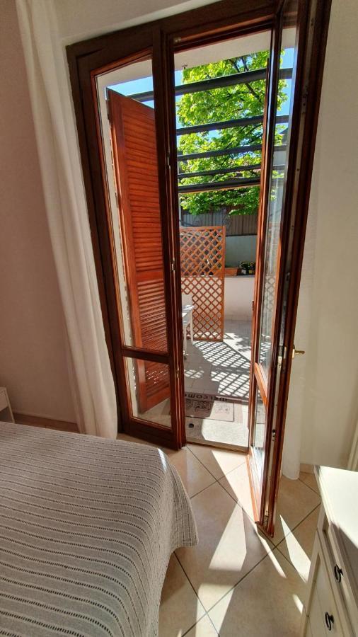Beb I Portici Cernobbio Exterior foto